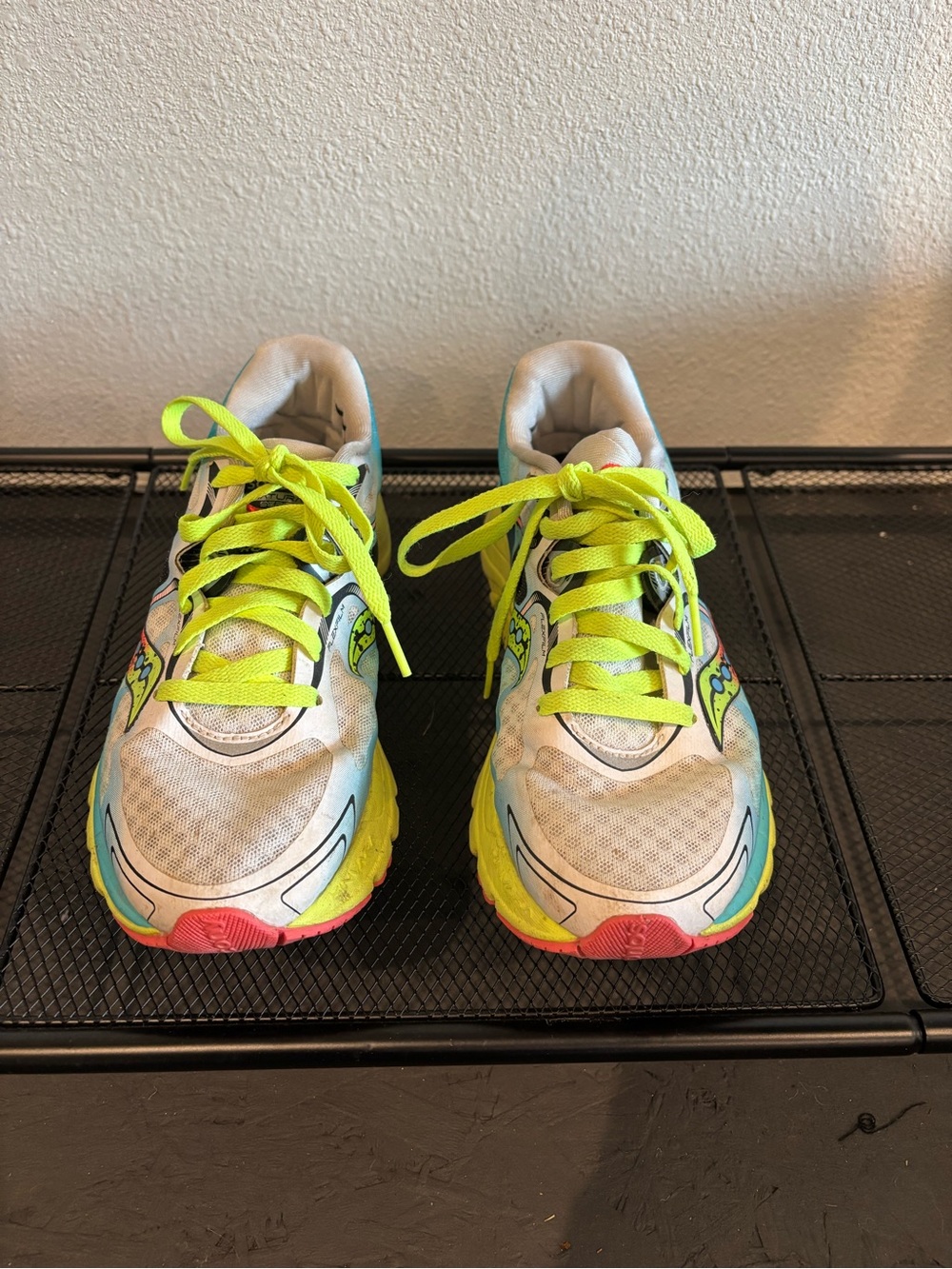 Saucony Women's Neon Yellow Multicolor Running Sneakers